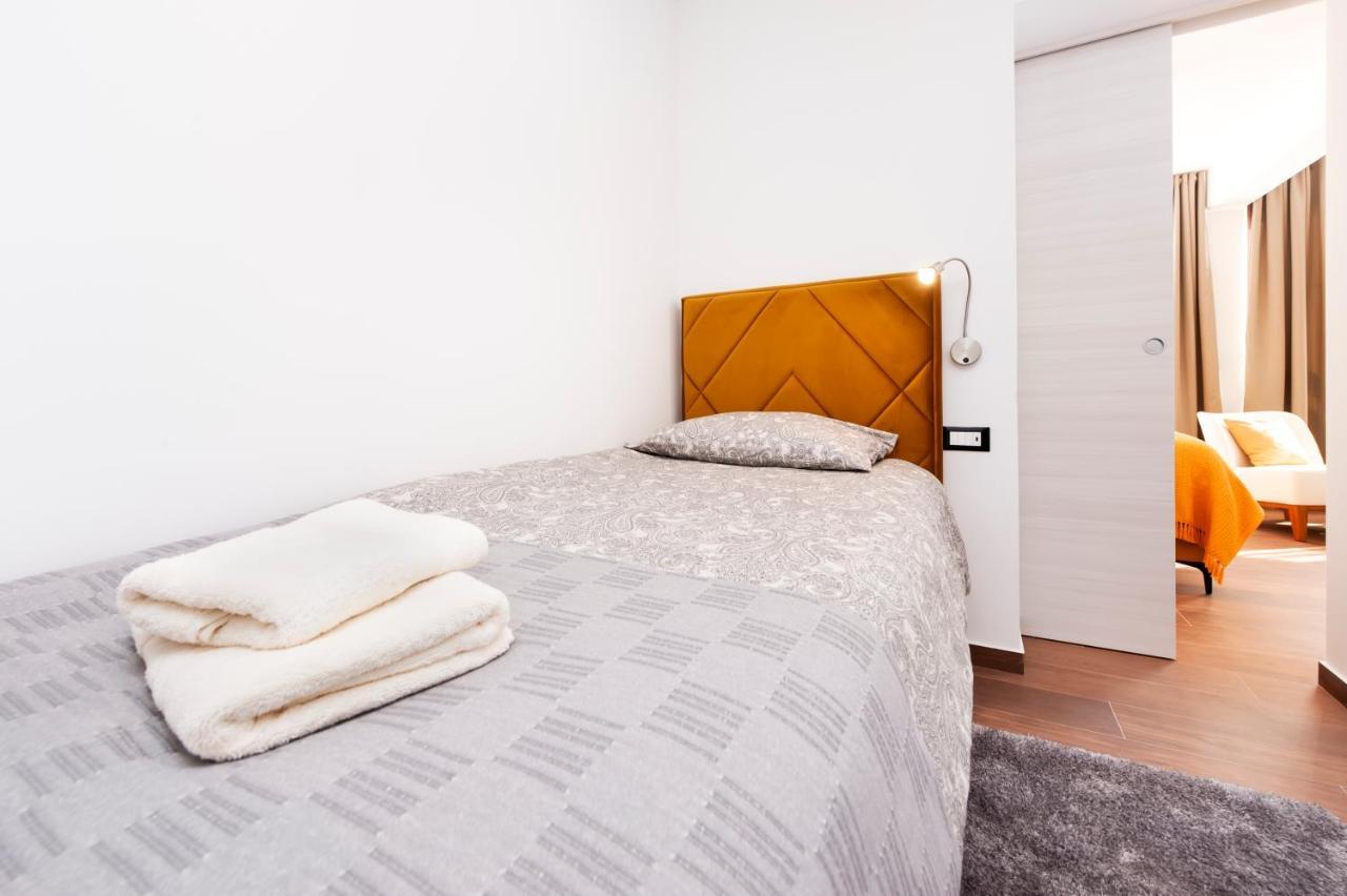Apartments Sanja-New Renovated روفينج المظهر الخارجي الصورة