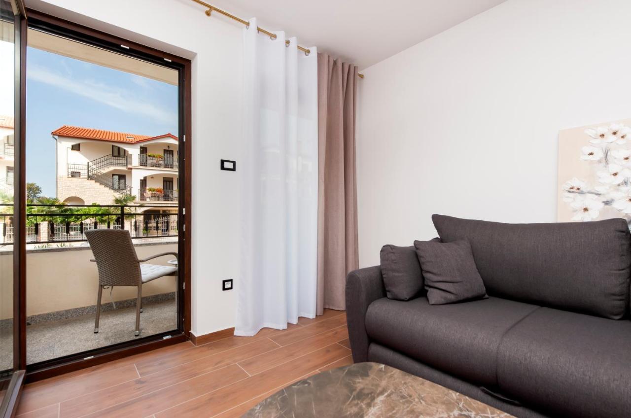 Apartments Sanja-New Renovated روفينج المظهر الخارجي الصورة