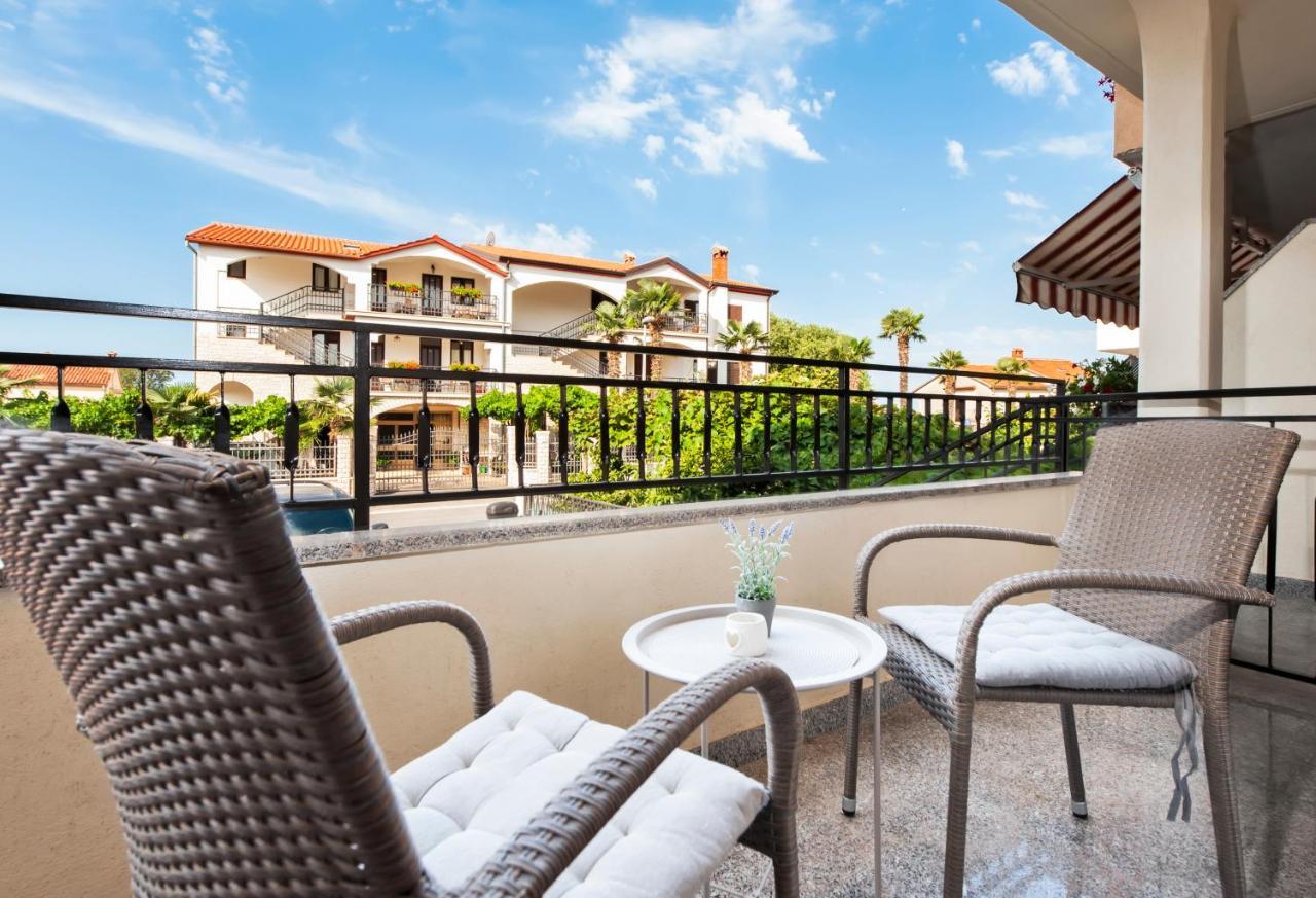 Apartments Sanja-New Renovated روفينج المظهر الخارجي الصورة
