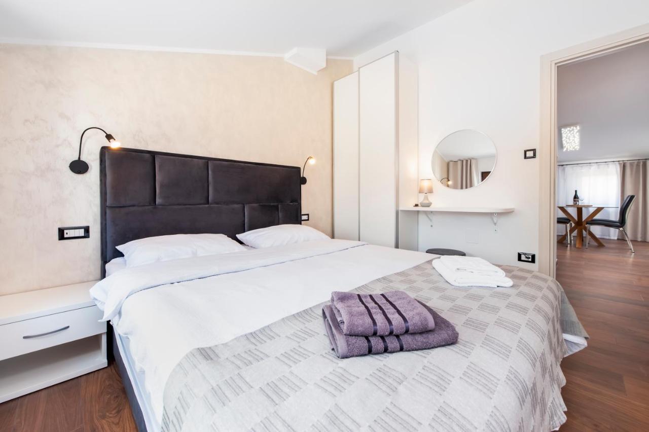 Apartments Sanja-New Renovated روفينج المظهر الخارجي الصورة