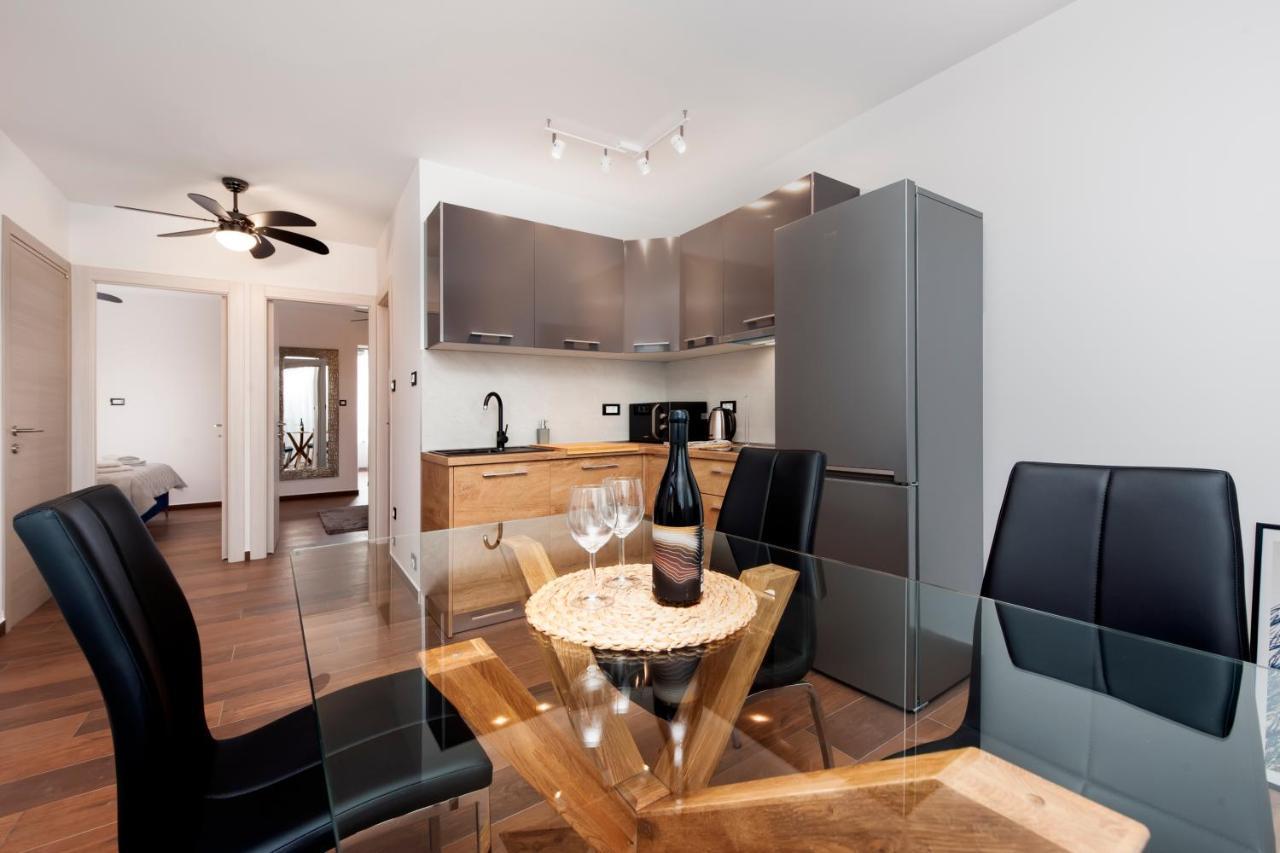 Apartments Sanja-New Renovated روفينج المظهر الخارجي الصورة