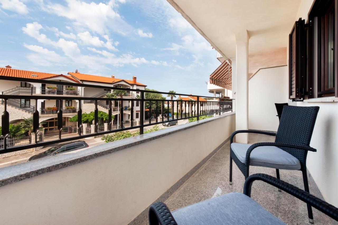 Apartments Sanja-New Renovated روفينج المظهر الخارجي الصورة